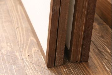 ふすま4枚にリペア&カスタム!お客様ご支給の雲肌麻紙、鳥の子紙で張り替え。桟は現状に近しい色味に着色し仕上げ。(引き戸、建具、襖)