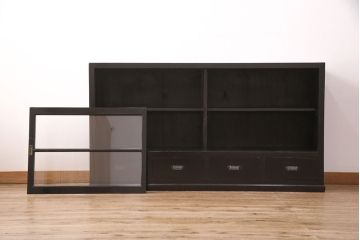 大正昭和初期のサイドボードをリペア&カスタム!プレートを取り外し、ガラスをクリアガラスに入れ替え。現状に近しい色味に着色し仕上げ。(収納棚、戸棚、キャビネット)
