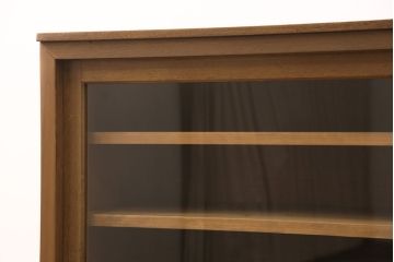 サイドボードをリペア&カスタム!古材の天板・脚を取り付け、棚板を新規製作。本体の色味に合わせて着色し仕上げ。(収納棚、戸棚、キャビネット)