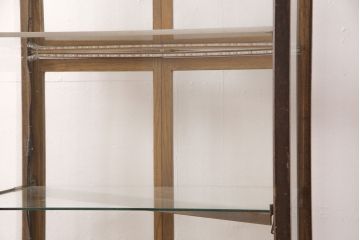 縦型パンケースをリペア&カスタム!下段扉・棚板は上段と同デザインで新たに製作。欠損した取っ手と上下段それぞれにLED照明の取り付け。(ガラスケース、ショーケース、陳列棚)