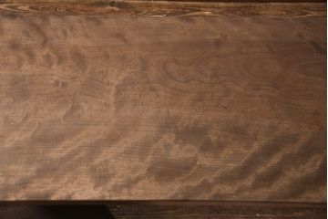 水目桜の一枚板の見た目を変えずに綺麗にリペア!裏面の穴埋め加工。当店商品を参考に着色し仕上げ。(材料、天板、DIY)