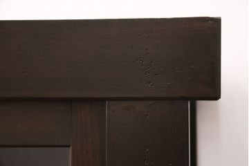 明治大正期の水屋箪笥サイドボードをリペア&カスタム!建具の金網をクリアガラスに入れ替え。棚板はヒノキ材の一枚板に変更。天板の補強を行い、現状に近しい色味に着色し仕上げ。(収納棚、戸棚、サイドキャビネット、食器棚)