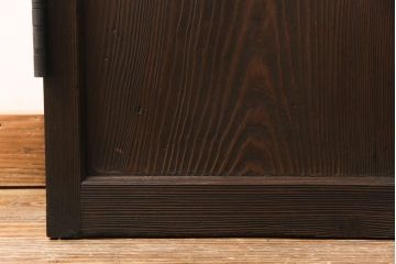木製ドアをリペア&カスタム!ガラスをクリアガラスに入れ替え。蝶番を取り付け、濃い茶色で着色し仕上げ。(ガラスドア、ガラス扉、建具)