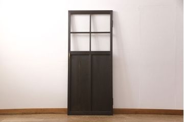 木製ドアをリペア&カスタム!ガラスをクリアガラスに入れ替え。蝶番を取り付け、濃い茶色で着色し仕上げ。(ガラスドア、ガラス扉、建具)