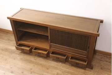 水屋箪笥サイドボードをリペア&カスタム!格子戸に中折れネジ締り錠を取り付け。現状に近しい色味に着色し仕上げ。(水屋箪笥、収納棚、戸棚、食器棚、サイドキャビネット)