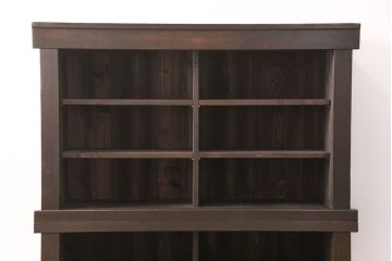 明治大正期の水屋箪笥キャビネットをリペア&カスタム!可動式の棚板を設置し、クリアガラスへ入れ替え。濃い茶色で着色し仕上げ。(食器棚、収納棚、戸棚)