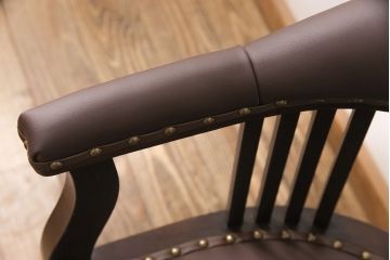 回転チェアをリペア&カスタム!生地の張り替えを行い、現状に近しい色味に着色し仕上げ。(回転椅子、ドクターチェア、椅子、合皮)