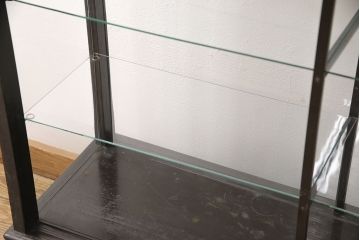 薄型ガラスケースの見た目を変えずに綺麗にリペア!着色なしで仕上げ。(ショーケース、陳列棚、飾り棚)