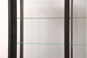 薄型ガラスケースの見た目を変えずに綺麗にリペア!着色なしで仕上げ。(ショーケース、陳列棚、飾り棚)