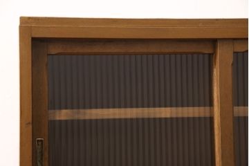 食器棚の見た目を変えずに綺麗にリペア!濃い茶色で着色し仕上げ。(収納棚、キャビネット、作業台付き)
