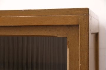食器棚の見た目を変えずに綺麗にリペア!濃い茶色で着色し仕上げ。(収納棚、キャビネット、作業台付き)