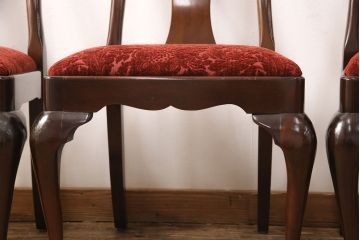 ダイニングチェア4脚をリペア&カスタム!座面の張り替えを行い、クリア塗装で仕上げ。(イス、サロンチェア)