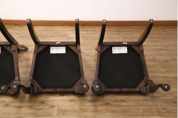 ダイニングチェア4脚をリペア&カスタム!座面の張り替えを行い、クリア塗装で仕上げ。(イス、サロンチェア)