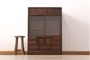 茶箪笥をリペア&カスタム!指定の棚板を取り外し、穴開け加工。蜜蝋ワックス仕上げ。(飾り棚、収納棚、戸棚)