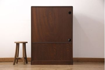 茶箪笥をリペア&カスタム!指定の棚板を取り外し、穴開け加工。蜜蝋ワックス仕上げ。(飾り棚、収納棚、戸棚)