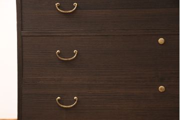 桐箪笥をリペア&カスタム!房を取り外し、ブラウン系の着色をし仕上げ。(衣装箪笥、着物箪笥、和タンス、桐たんす)