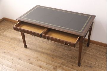 イギリスアンティークのレザートップテーブルをリペア&カスタム!蜜蝋ワックス仕上げ。(ワークデスク、ダイニングテーブル、作業台)