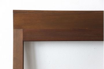 ガラス戸3枚をリペア&カスタム!設置場所に合わせてリサイズ。戸首加工を行い、現状の裏面の色味をベースに着色仕上げ。(引き戸、建具)