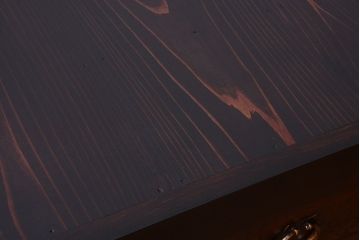 明治大正期の水屋箪笥をリペア&カスタム!背面を新材に張り替え、天板を取り付けローボードにリメイク。引き戸に銀モールガラスを組み入れ、内部に取り外し可能な棚板を設置。赤みがかった濃い茶色に着色し仕上げ。(テレビ台、テレビボード、収納棚、戸棚、キャビネット)