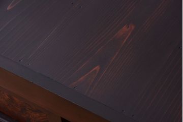 明治大正期の水屋箪笥をリペア&カスタム!背面を新材に張り替え、天板を取り付けローボードにリメイク。内部に取り外し可能な棚板を設置。赤みがかった濃い茶色に着色し仕上げ。(テレビ台、テレビボード、収納棚、戸棚、キャビネット)