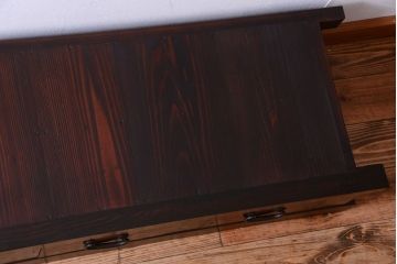 明治大正期の水屋箪笥をリペア&カスタム!背面を新材に張り替え、天板を取り付けローボードにリメイク。赤みがかった濃い茶色に着色し仕上げ。(テレビ台、テレビボード)