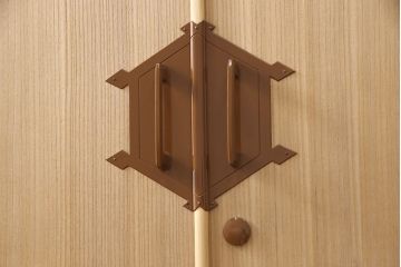 加茂桐箪笥をリペア&カスタム!台輪をカットし高さをリサイズ。蜜蝋ワックスで木地色仕上げ。(桐たんす、胴丸、総桐箪笥、衣装箪笥、着物箪笥、和タンス)