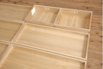 加茂桐箪笥の見た目を変えずに綺麗にリペア!開き戸の取っ手と鍵にメッキ掛けをし、鍵を使用可能に。木地色仕上げ。(大丸、桐たんす、着物箪笥、衣装タンス、和箪笥)
