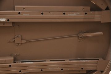 REXEL HERITAGEのダイニングテーブルをリペア&カスタム!高品質リペアを施し、上下部の突起を削り太さを統一。脚をカットし高さを調整。(エクステンションテーブル、4人掛け、6人掛け)