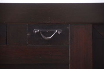 明治期の水屋箪笥をリペア&カスタム!背面を新材に張り替え、引き戸内に取り外し可能な棚板を設置。天板を取り付けローボードにカスタム。赤みがかった濃い茶色に着色し仕上げ。(テレビ台、テレビボード、収納棚、戸棚、キャビネット)
