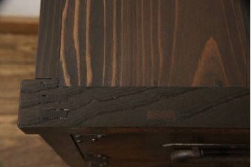 時代箪笥の見た目を変えずに綺麗にリペア!天板を張り替え、テレビ台として使えるよう補強。(和たんす、収納タンス、引き出し、チェスト)