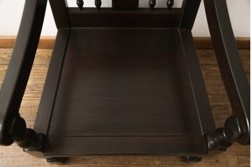 松本民芸家具のD型布張り椅子をリペア&カスタム!生地を張り替え、クッションを新規製作。木部は元の色味をベースに着色し仕上げ。(アームチェア、一人掛けソファ)