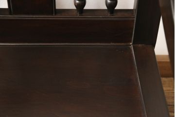 松本民芸家具のD型布張り椅子をリペア&カスタム!生地を張り替え、クッションを新規製作。木部は元の色味をベースに着色し仕上げ。(アームチェア、一人掛けソファ)