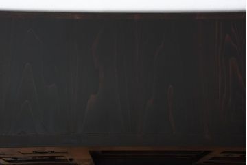 明治期の水屋箪笥をリペア&カスタム!天板を取り付け背面は新材に張り直し、ローボードにリメイク。内部に棚板を追加。赤みがかった濃い茶色に着色し仕上げ。(テレビ台、テレビボード、収納棚、キャビネット)