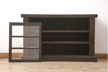 アンティーク水屋箪笥をリペア&カスタム!棚板と棚受けを追加し取っ手を交換。天板を内側から補強。(サイドボード、サイドキャビネット、収納棚)