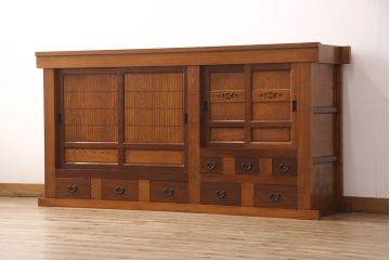 水屋箪笥サイドボードをリペア&カスタム!棚板を取り付け、全体を蜜蝋ワックスで仕上げ。(水屋箪笥、収納棚、キャビネット、戸棚)