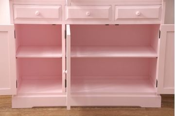 北海道民芸家具のキャビネットをリペア&カスタム!高品質リペアを施し、全体をピンクにペイント仕上げ。(収納棚、戸棚、陳列棚)