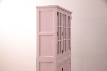 北海道民芸家具のキャビネットをリペア&カスタム!高品質リペアを施し、全体をピンクにペイント仕上げ。(収納棚、戸棚、陳列棚)