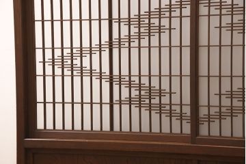 衝立をリペア&カスタム!破損していたガラスを新品のすりガラスに交換し、本体を着色・ワックスで仕上げ。(つい立て、建具、パーテーション)