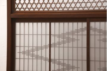 衝立をリペア&カスタム!破損していたガラスを新品のすりガラスに交換し、本体を着色・ワックスで仕上げ。(つい立て、建具、パーテーション)