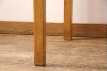 イギリスヴィンテージのデスクをリペア&カスタム!取っ手を交換し、元の色味を生かした自然な仕上げに。(平机、ワークデスク)