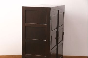 松本民芸家具の着物箪笥をリペア&カスタム!新たに台輪を取り付け、本体に合わせて着色し仕上げ。(和タンス、戸棚、収納棚、着物箪笥)