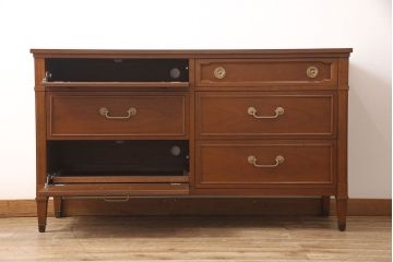 ドレクセルヘリテイジのチェストをリペア&カスタム!引き出し2杯をフラップダウン扉に加工し、片方の内部にスライドレールを取り付け使いやすくリメイク。(サイドボード、リビングボード)