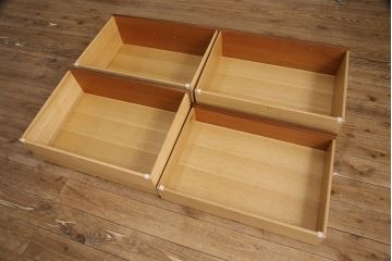 ドレクセルヘリテイジのチェストをリペア&カスタム!引き出し2杯をフラップダウン扉に加工し、片方の内部にスライドレールを取り付け使いやすくリメイク。(サイドボード、リビングボード)