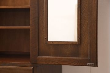 横浜ダニエルのワードローブをリペア&カスタム!内部にポールハンガーを1本追加。(洋服タンス)