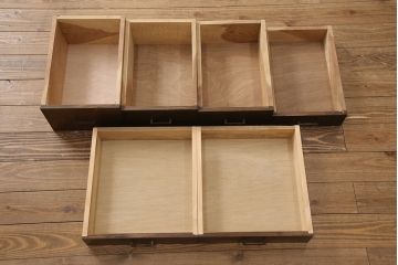 アンティーク片袖机の見た目を変えずに綺麗にリペア!欠損した部分を新材で修復。(ワークデスク、学習机)