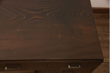アンティーク片袖机の見た目を変えずに綺麗にリペア!欠損した部分を新材で修復。(ワークデスク、学習机)