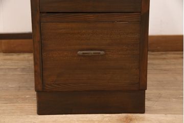 アンティーク片袖机の見た目を変えずに綺麗にリペア!欠損した部分を新材で修復。(ワークデスク、学習机)