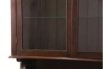 イギリスアンティークのカップボードをリペア&カスタム!棚板をガラス棚板に変更し、照明を取り付け。下段は棚板と背板を取り外し。(カップボード、陳列棚)
