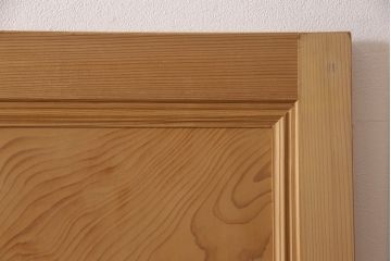 ガラス帯戸3枚セットをリペア&カスタム!引き違い戸として使用のために2枚を高さと幅をリサイズし、戸車を取り付け。もう1枚は開き戸仕様に加工。(建具、引き戸、ドア)