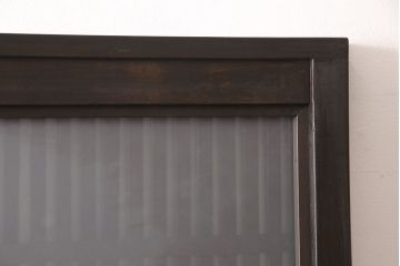 アンティーク蔵戸をリペア&カスタム!高さと幅をリサイズし、上下桟をフラットに加工。全体を濃い茶色に着色し、外部用塗装で仕上げ。(玄関戸、玄関ドア)